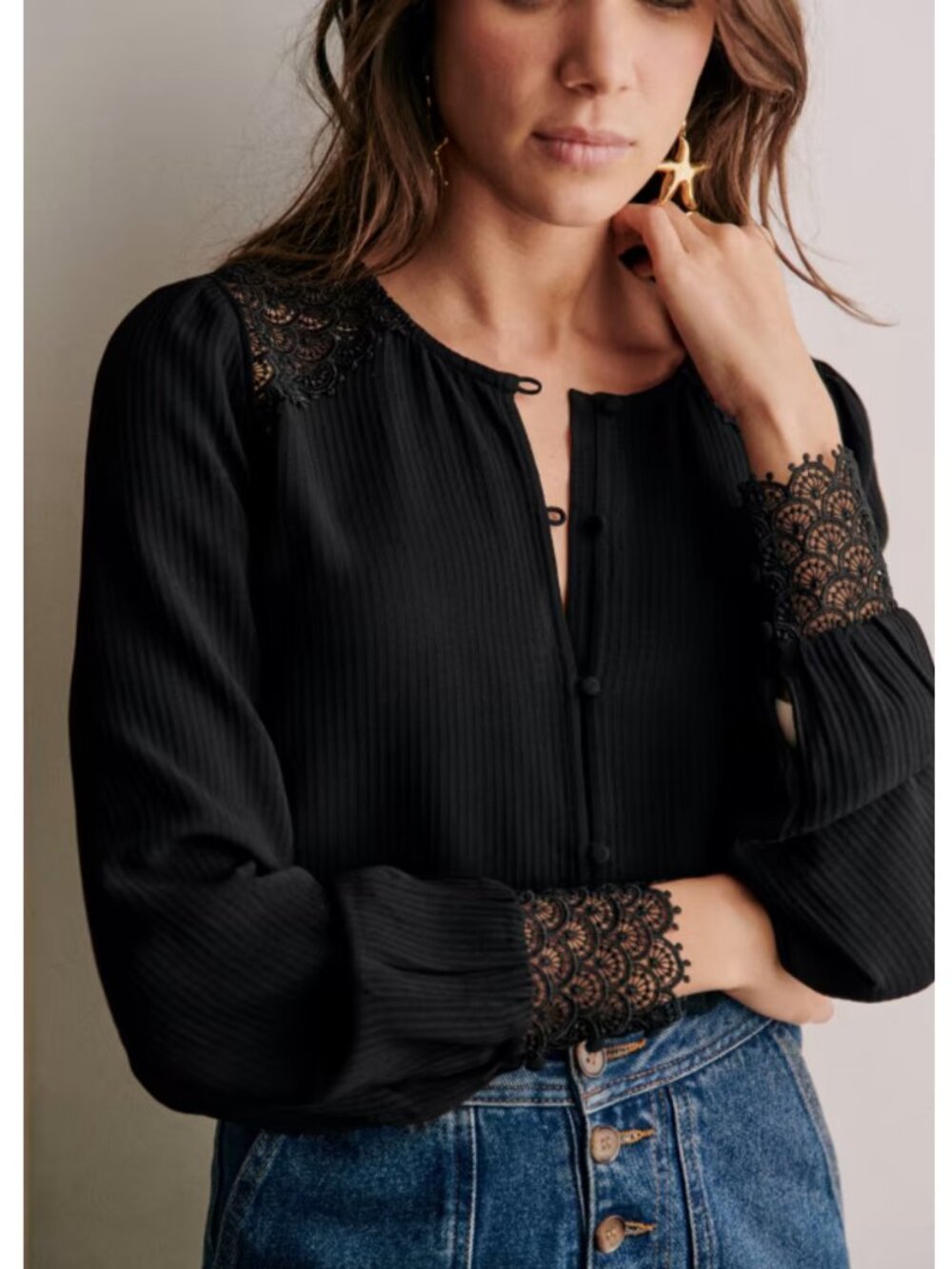 Sézane Clem Viscose Shirt In Black Size 38 (US 6/M)